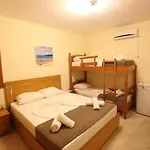 Prishtina מלון סרנדה